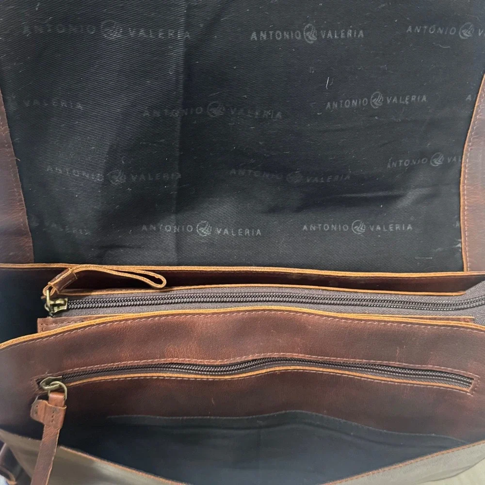 Antonio Valeria Messenger Bag Mens OS Brown New Distressed Leather Satchel